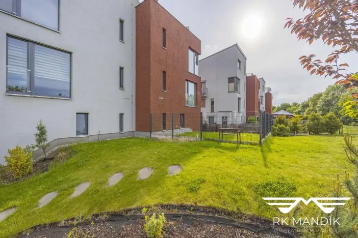 Prodej bytu 2+kk, Říčany - Radošovice, Plavínová, 59 m2