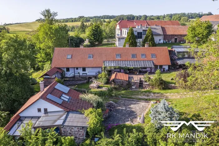 Prodej chalupy, Oplany, 270 m2
