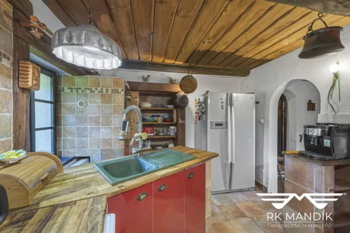 Prodej chalupy, Oplany, 270 m2