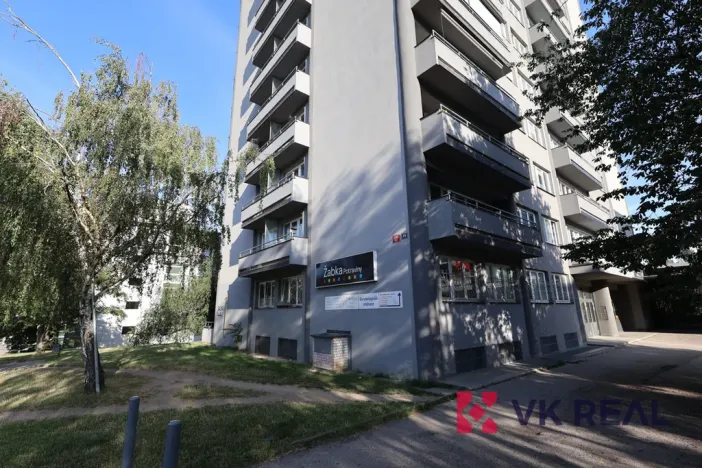 Pronájem bytu 2+1, Praha - Dejvice, Evropská, 75 m2