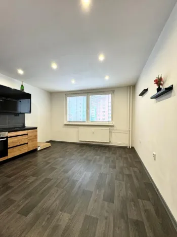 Prodej bytu 2+kk, Česká Lípa, Hradecká, 40 m2