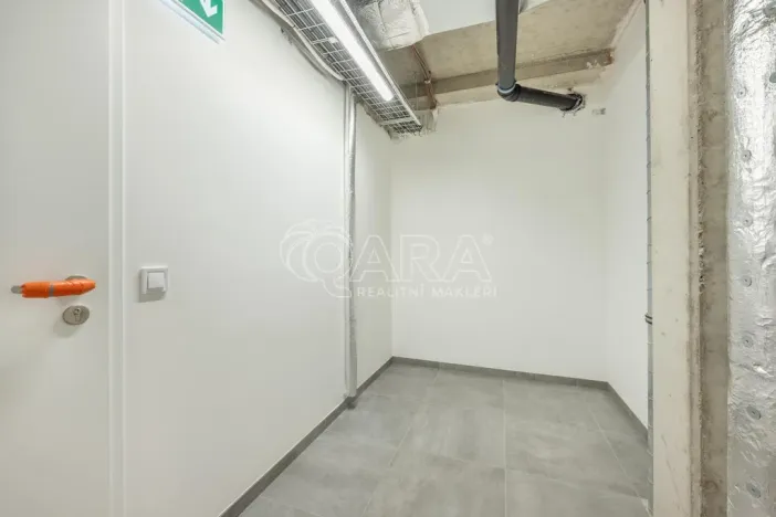 Pronájem skladu, Praha - Žižkov, Budovcova, 7 m2