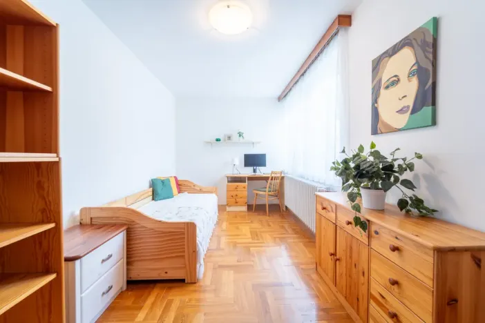 Prodej vícegeneračního domu, Praha - Střešovice, U střešovických hřišť, 198 m2