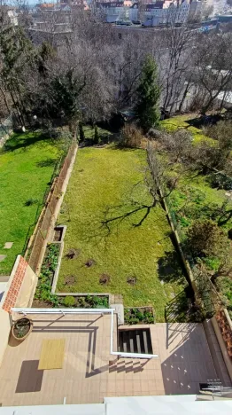 Prodej vícegeneračního domu, Praha - Střešovice, U střešovických hřišť, 198 m2