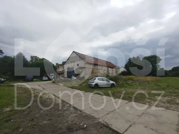 Prodej komerční nemovitosti, Velká Kraš, 392 m2