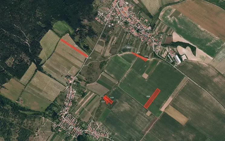 Prodej pole, Znojmo, 5236 m2