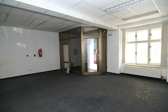 Pronájem obchodního prostoru, Praha - Žižkov, Hájkova, 60 m2