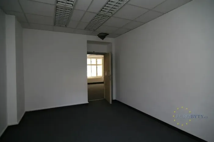 Pronájem obchodního prostoru, Praha - Žižkov, Hájkova, 60 m2
