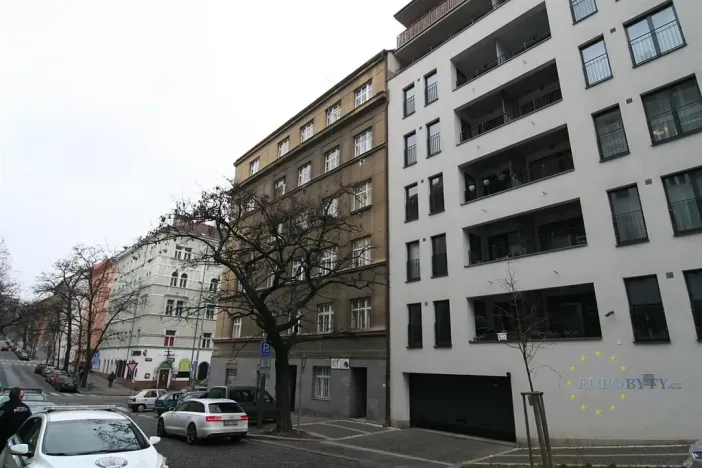 Pronájem obchodního prostoru, Praha - Žižkov, Hájkova, 60 m2