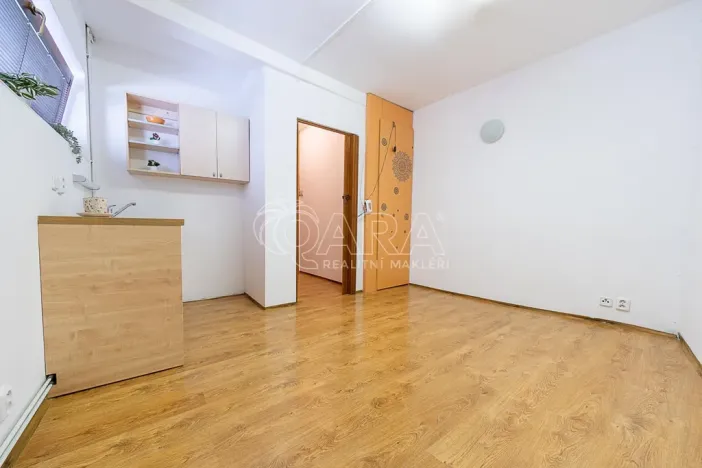 Pronájem bytu 1+kk, Chrudim - Chrudim II, Soukenická, 15 m2