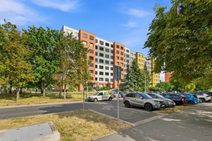 Prodej bytu 2+kk, Praha - Řepy, Žufanova, 42 m2