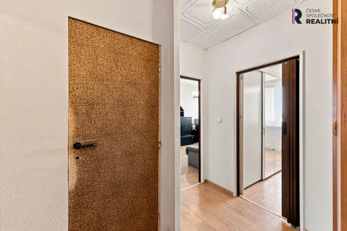 Prodej bytu 2+kk, Praha - Řepy, Žufanova, 42 m2