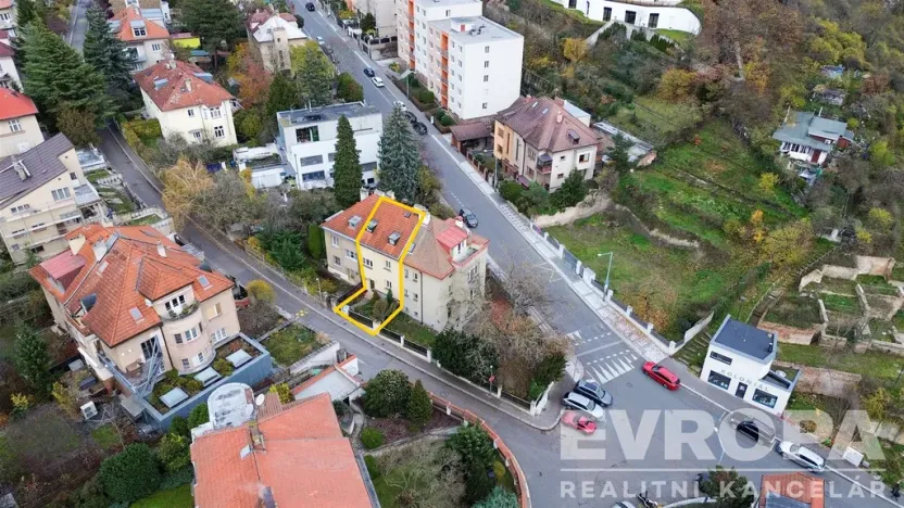 Prodej rodinného domu, Praha, Ke Klimentce, 180 m2