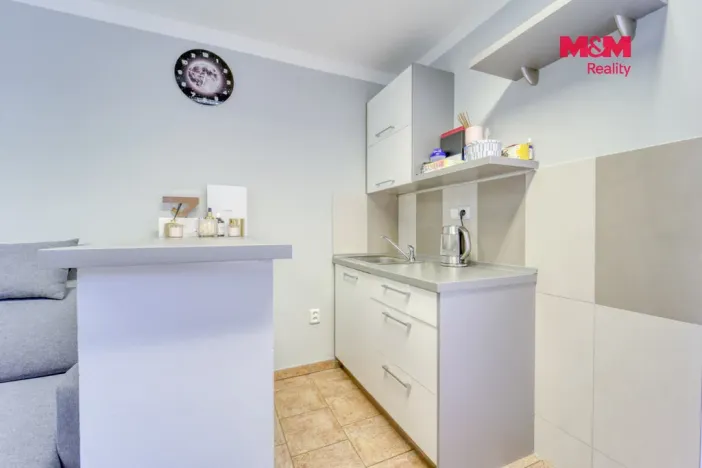 Prodej rodinného domu, Hřebeč, nám. Draha, 150 m2