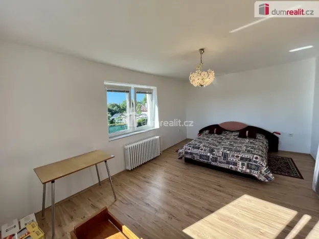 Pronájem rodinného domu, Karlovy Vary - Stará Role, Dykova, 179 m2