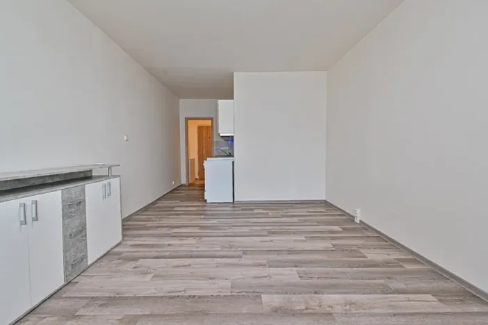 Pronájem bytu 1+kk, Kuřim, Na Loučkách, 30 m2