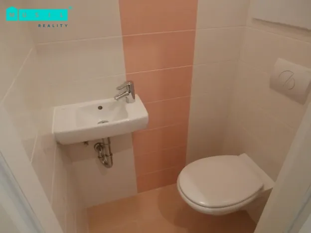 Pronájem bytu 1+1, Olomouc - Hodolany, tř. Kosmonautů, 38 m2