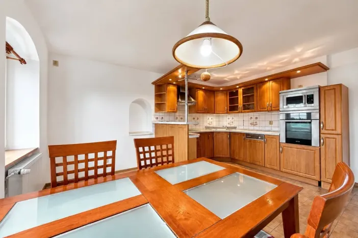 Prodej rodinného domu, Hora Svatého Šebestiána, 295 m2
