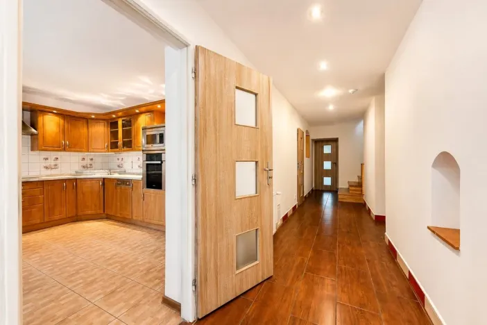 Prodej rodinného domu, Hora Svatého Šebestiána, 295 m2