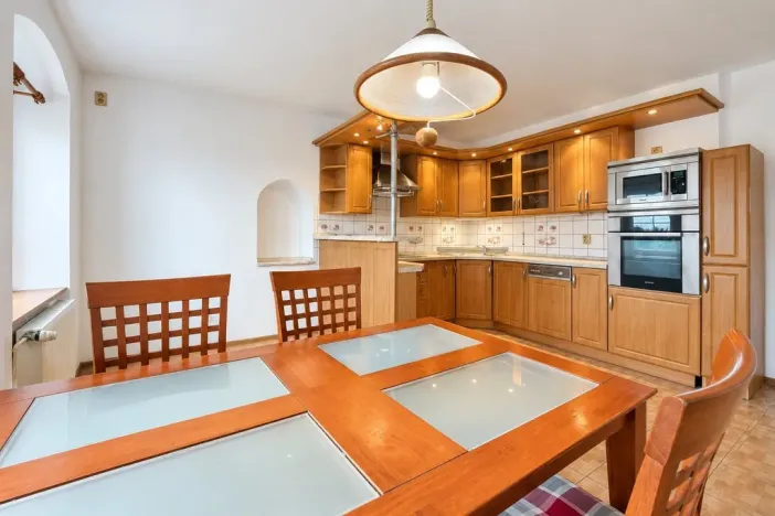Prodej rodinného domu, Hora Svatého Šebestiána, 295 m2