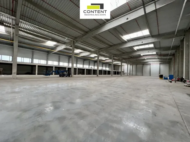 Pronájem výrobních prostor, Hustopeče, Brněnská, 23000 m2