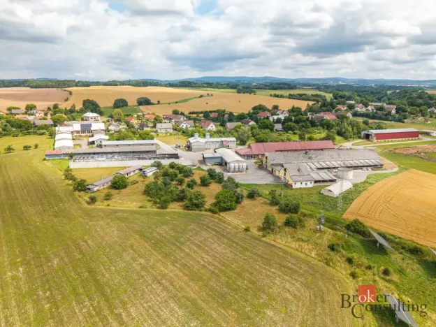 Prodej komerčního pozemku, Val, 5636 m2