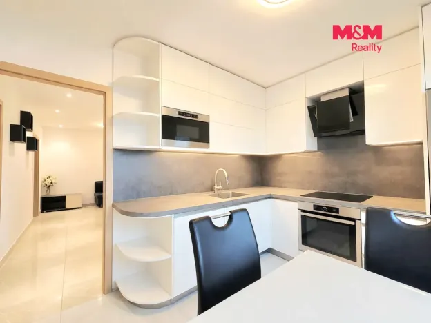 Prodej bytu 4+1, Praha - Kamýk, Imrychova, 71 m2