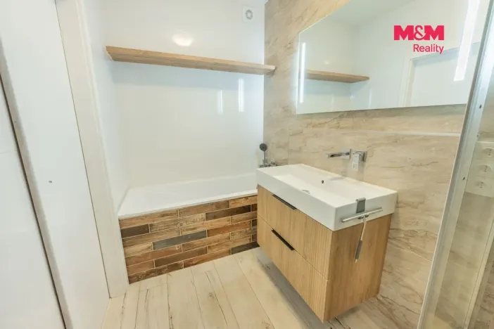 Pronájem bytu 3+kk, Hostouň, U Tvrze, 70 m2