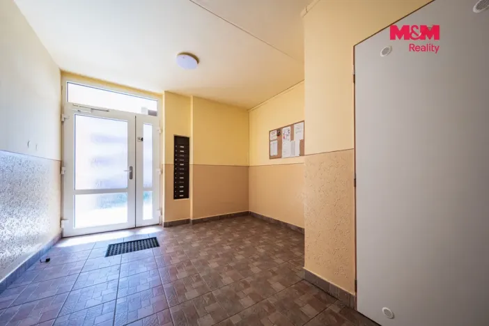Prodej bytu 3+1, Chomutov, Komenského, 64 m2