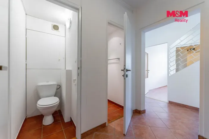 Pronájem bytu 2+kk, Praha - Ruzyně, Ciolkovského, 42 m2
