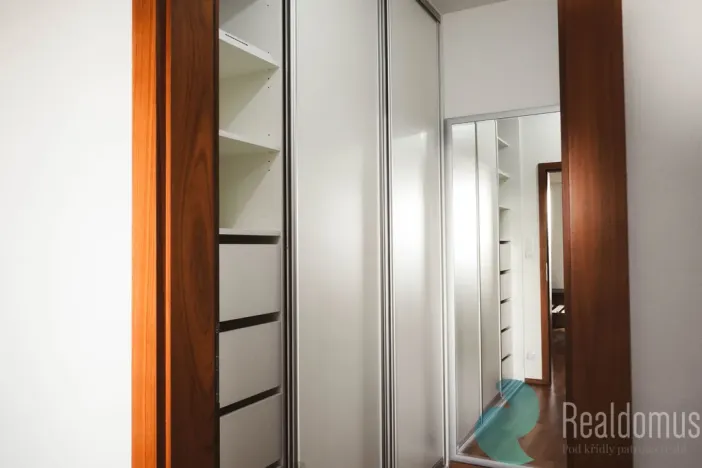 Pronájem bytu 3+kk, Praha, Olšanská, 95 m2