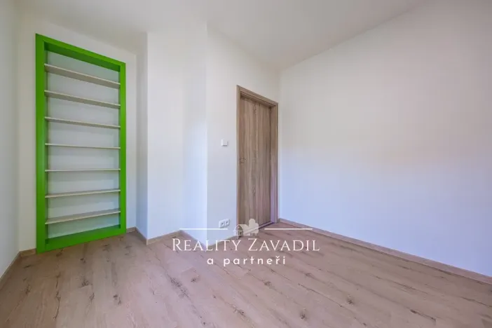 Prodej bytu 3+kk, Praha - Kyje, Světská, 58 m2