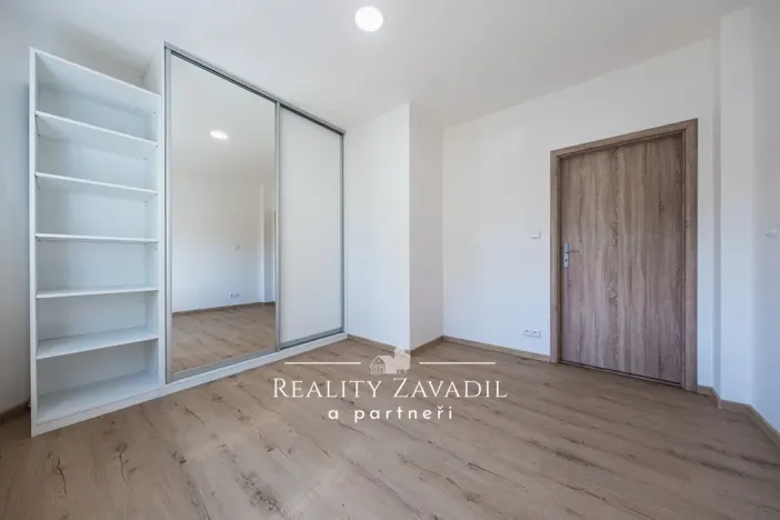 Prodej bytu 3+kk, Praha - Kyje, Světská, 58 m2