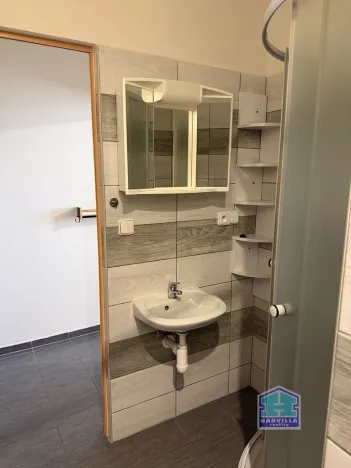 Pronájem bytu 1+kk, Plzeň - Lobzy, Těšínská, 20 m2