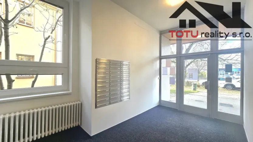 Pronájem kanceláře, Chrudim, Palackého třída, 17 m2