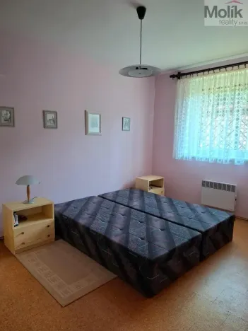 Prodej rodinného domu, Pnětluky - Konětopy, 200 m2