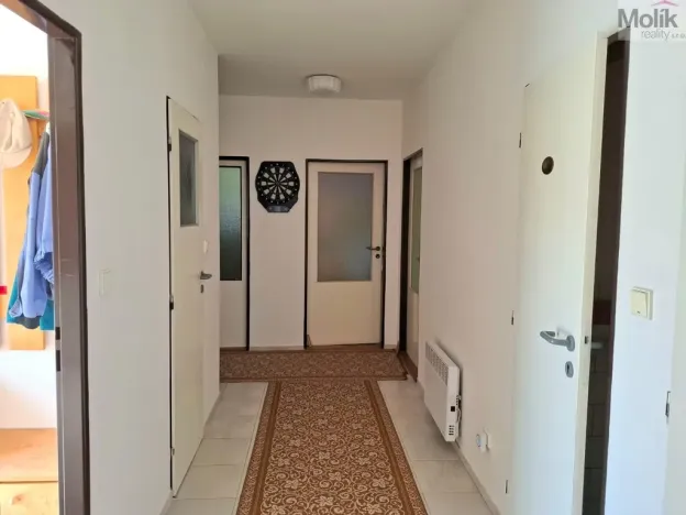 Prodej rodinného domu, Pnětluky - Konětopy, 200 m2