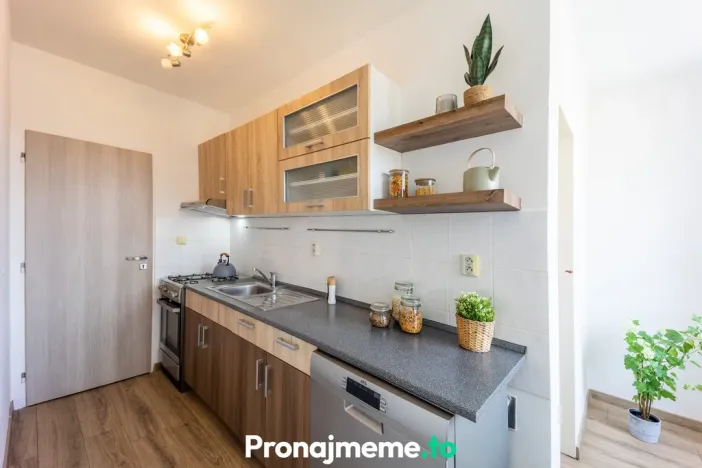 Pronájem bytu 3+1, Znojmo, Dukelských bojovníků, 56 m2
