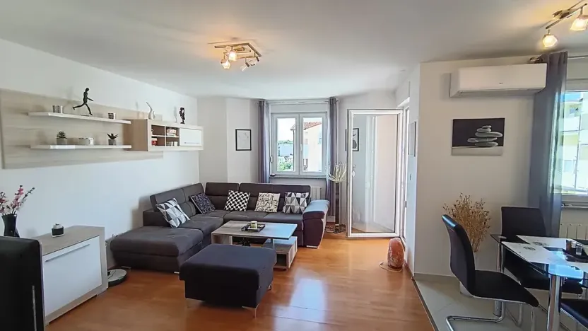 Prodej bytu 3+kk, Pula, Chorvatsko, 70 m2