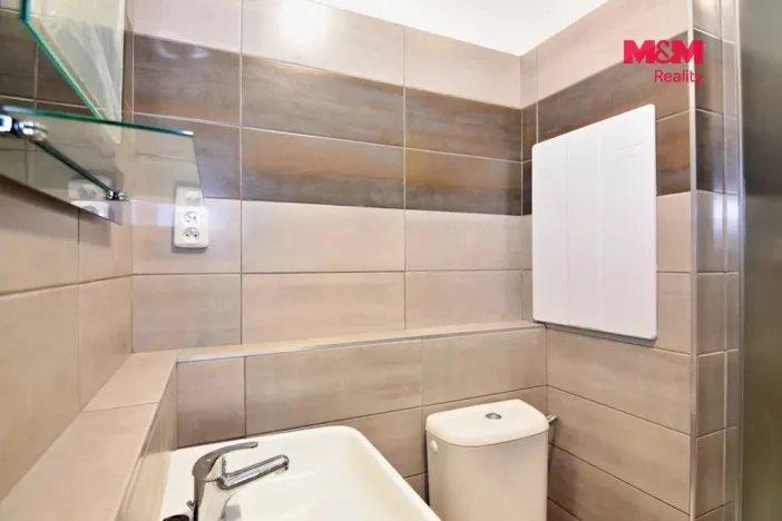 Pronájem bytu 1+1, Děčín - Děčín III-Staré Město, Rakovnická, 36 m2