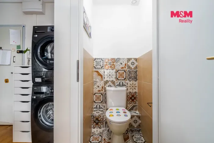 Pronájem bytu 3+kk, Praha - Bohnice, Řešovská, 67 m2