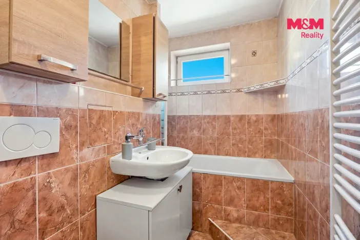 Prodej činžovního domu, Janův Důl, 433 m2