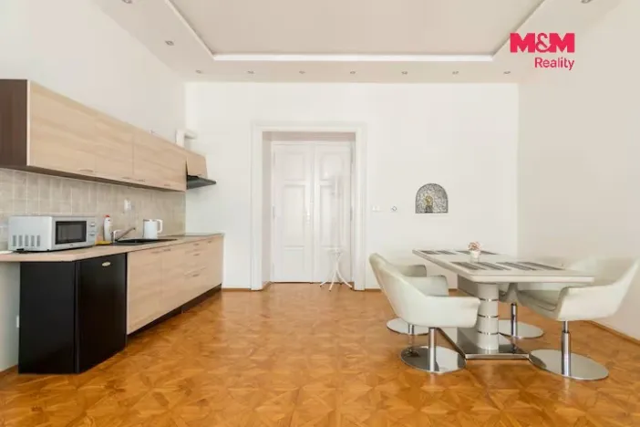 Pronájem bytu 2+kk, Praha - Nové Město, Dlážděná, 80 m2