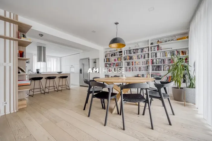 Pronájem rodinného domu, Praha - Dejvice, Evropská, 220 m2