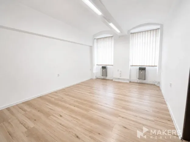Pronájem kanceláře, Praha - Nusle, Bělehradská, 39 m2