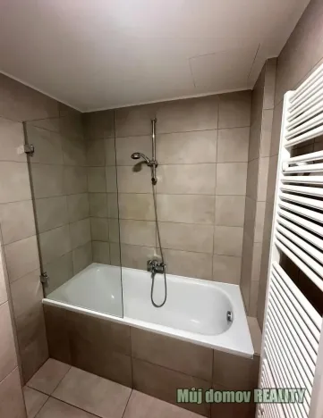 Pronájem bytu 2+kk, Praha - Smíchov, Kotevní, 49 m2