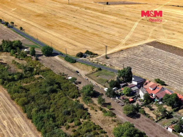 Prodej zahrady, Třebenice, 696 m2