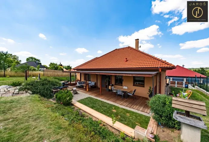 Prodej rodinného domu, Knovíz, U Kostela, 97 m2