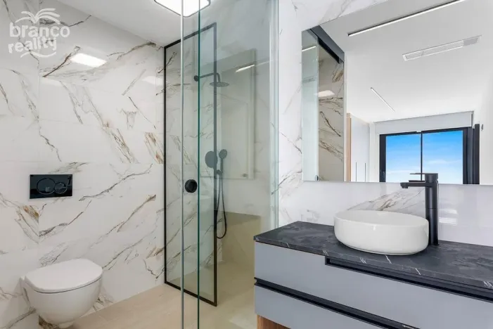 Prodej bytu 4+kk, Guardamar del Segura, Alicante, Španělsko, 103 m2