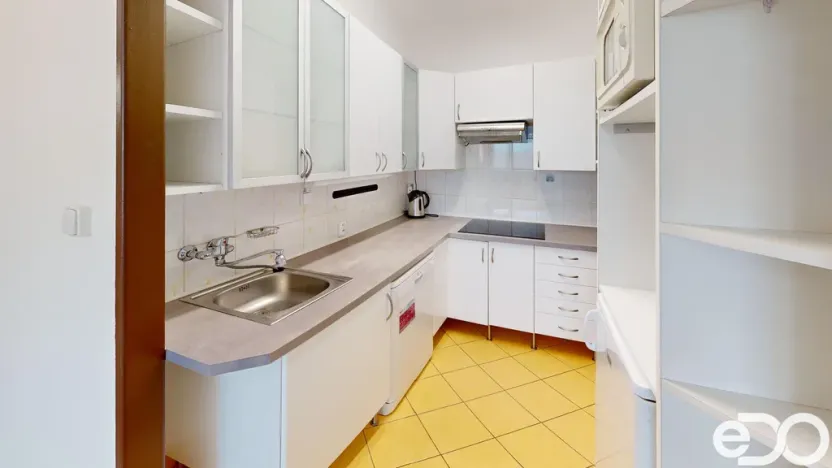 Pronájem bytu 2+kk, Praha, Konstantinova, 43 m2